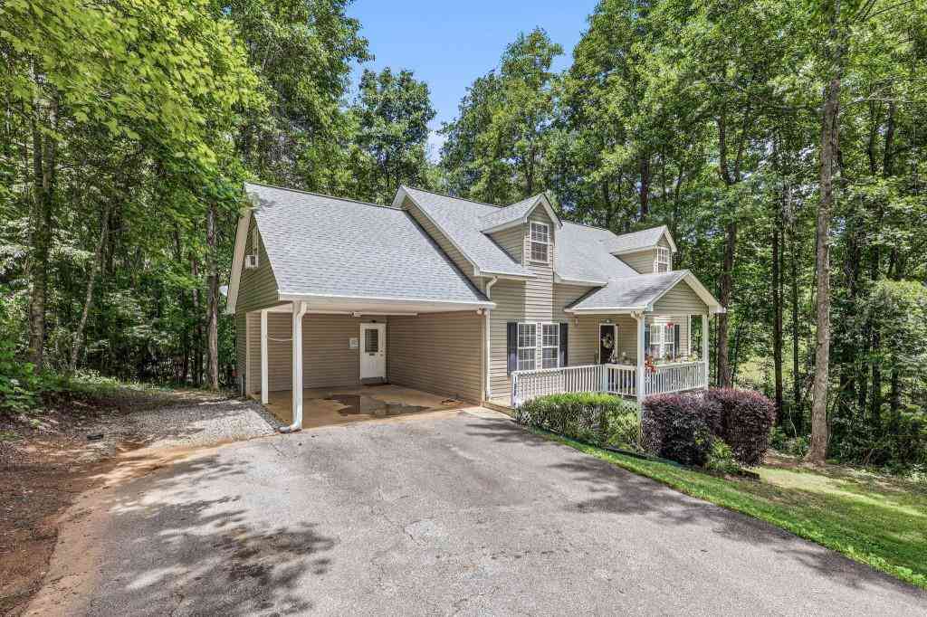 Homes For Sale - 188 Seaborn Drive<br/> Cleveland, GA 30528
