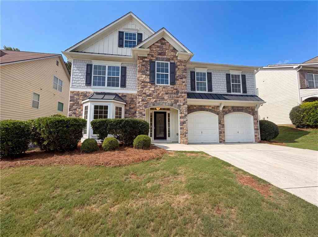 Homes For Sale - 3718 Park Hill Circle<br/> Loganville, GA 30052