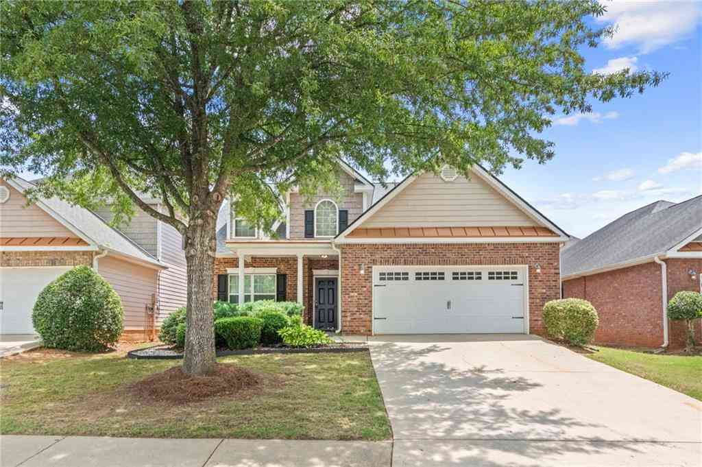 Homes For Sale - 424 Buckboard Lane<br/> Locust Grove, GA 30248