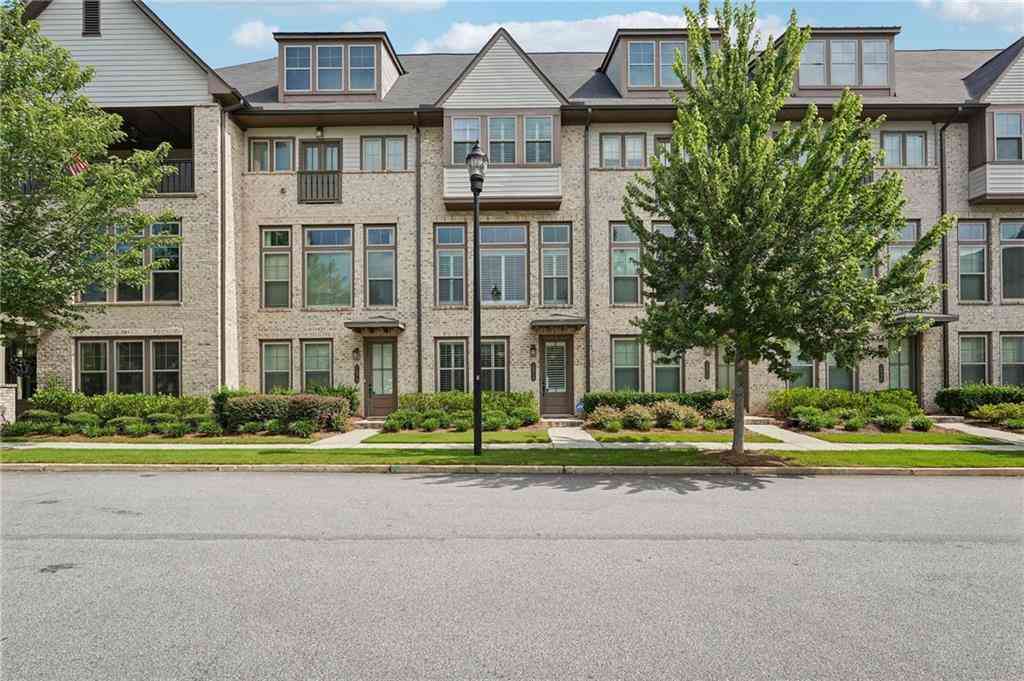 Townhouse For Sale - 2474 Figaro Drive<br/> Atlanta, GA 30339
