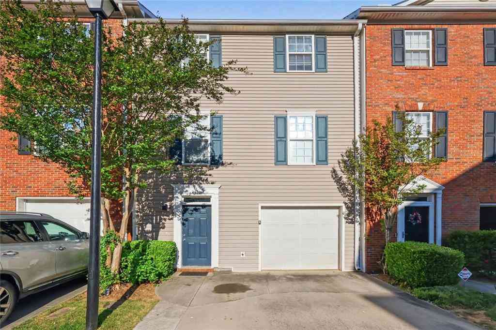 Townhouse For Sale - 2402 Beaver Falls Dr<br/> Norcross, GA 30071