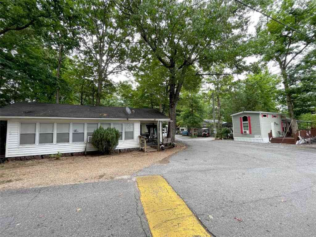 Homes For Sale - 841 Mountain Shadows Drive<br/> Cleveland, GA 30528