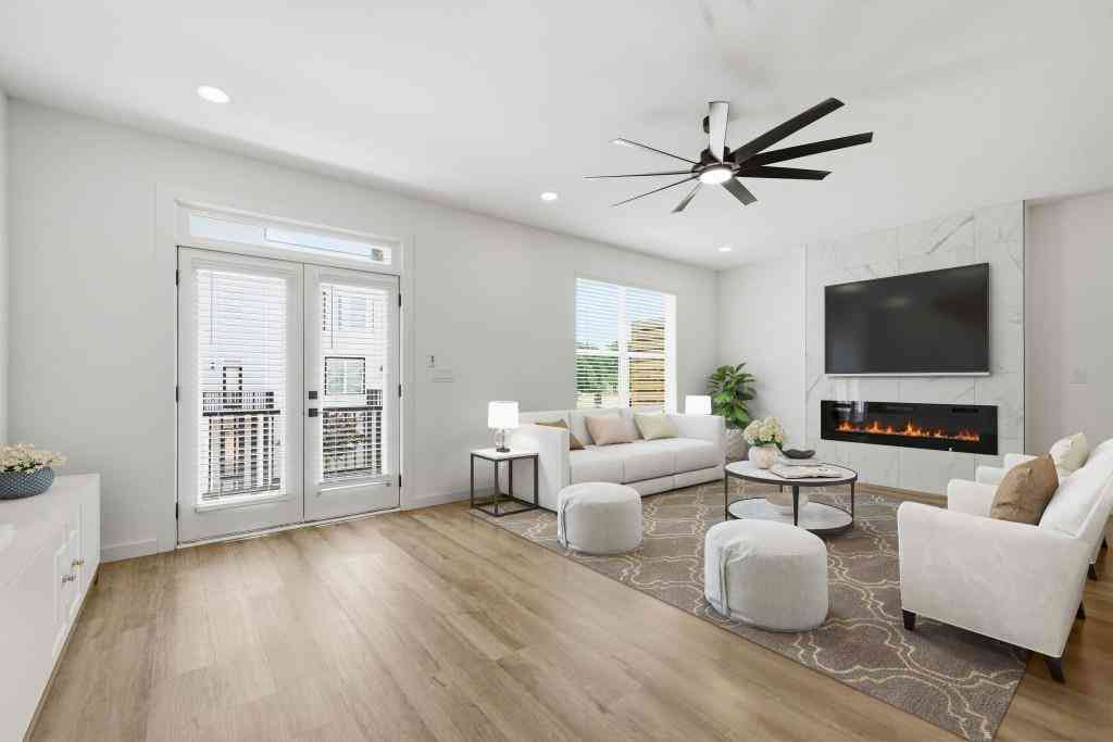 Townhouse For Sale - 1066 Glen Opal Drive<br/> Decatur, GA 30032