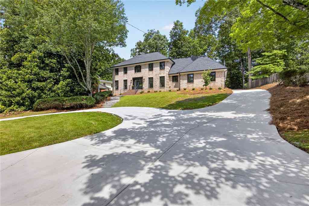 Homes For Sale - 1128 Atcheson Lane<br/> Dunwoody, GA 30338