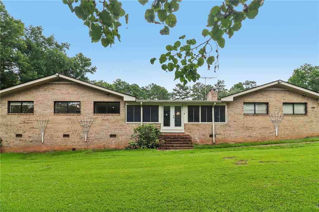 Homes For Sale - 726 N Mcdonough Road<br/> Griffin, GA 30223