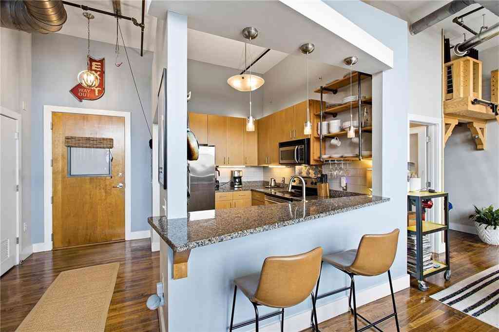 Condo For Sale - 600 College St St #202<br/> Hapeville, GA 30354