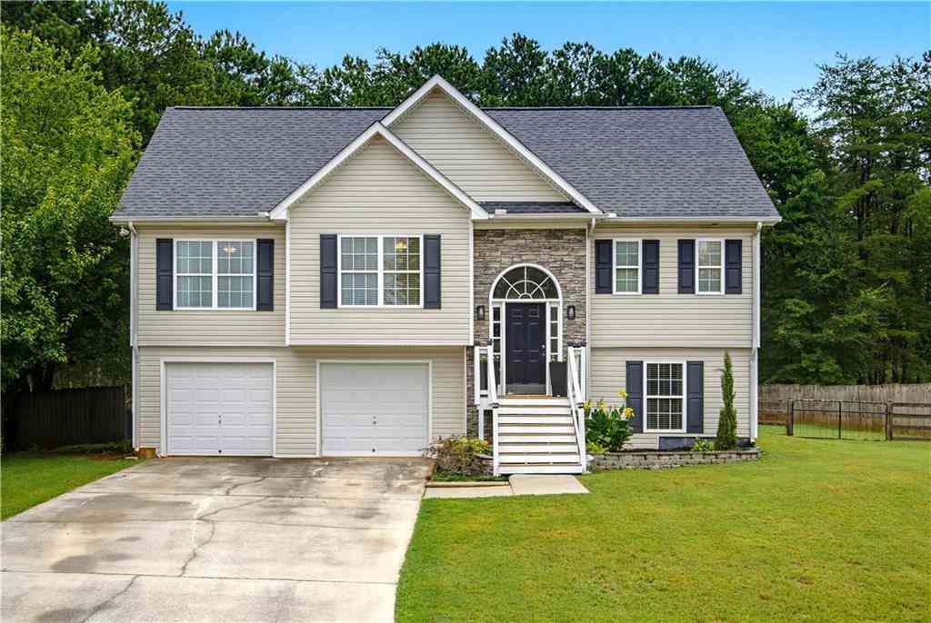 Homes For Sale - 15 Hopkins Breeze<br/> Adairsville, GA 30103