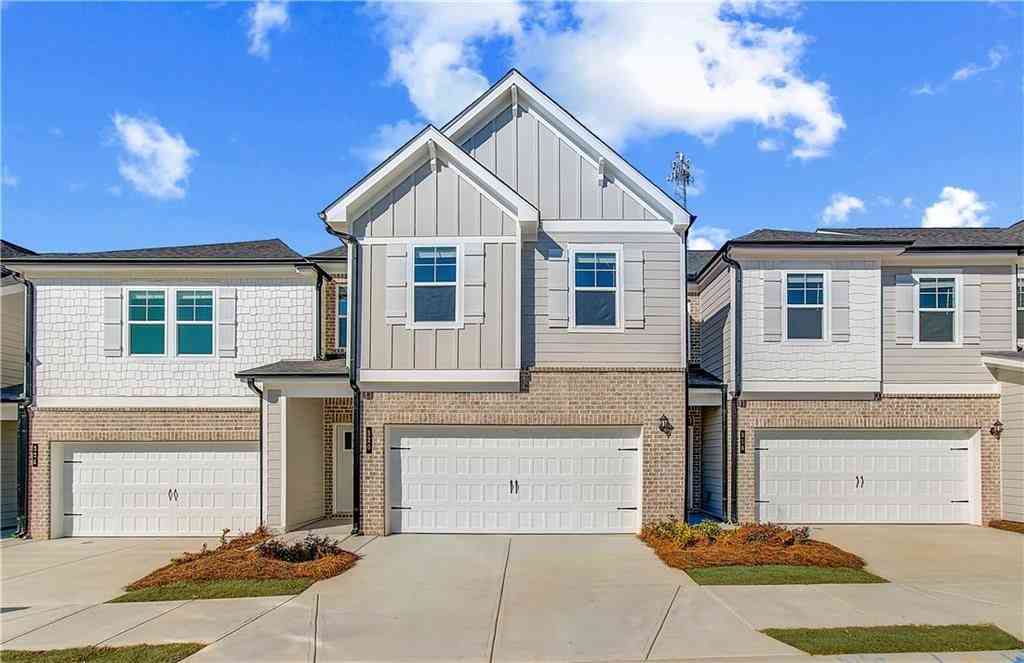 Condo For Sale - 616 Treasure Drive<br/> Stockbridge, GA 30281