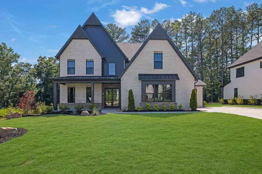 Homes For Sale - 5315 West Parc Place<br/> Cumming, GA 30040