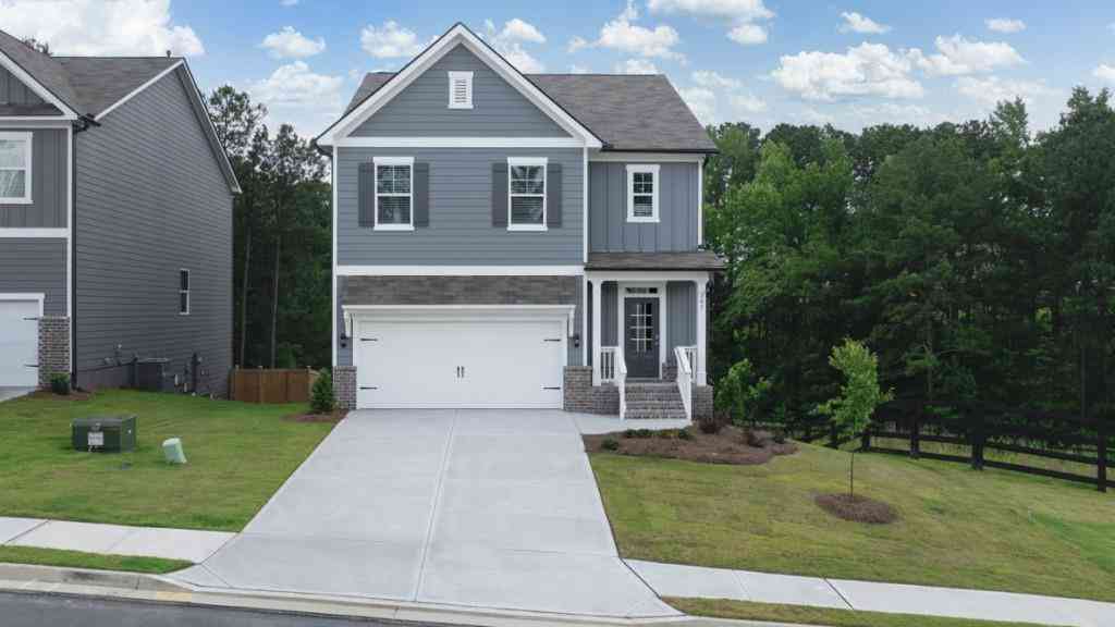 Homes For Sale - 347 Lost Creek Boulevard<br/> Dallas, GA 30132