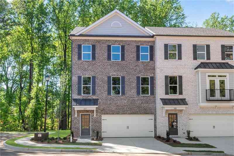 Townhouse For Sale - 287 Bell Grove Lane<br/> Suwanee, GA 30024