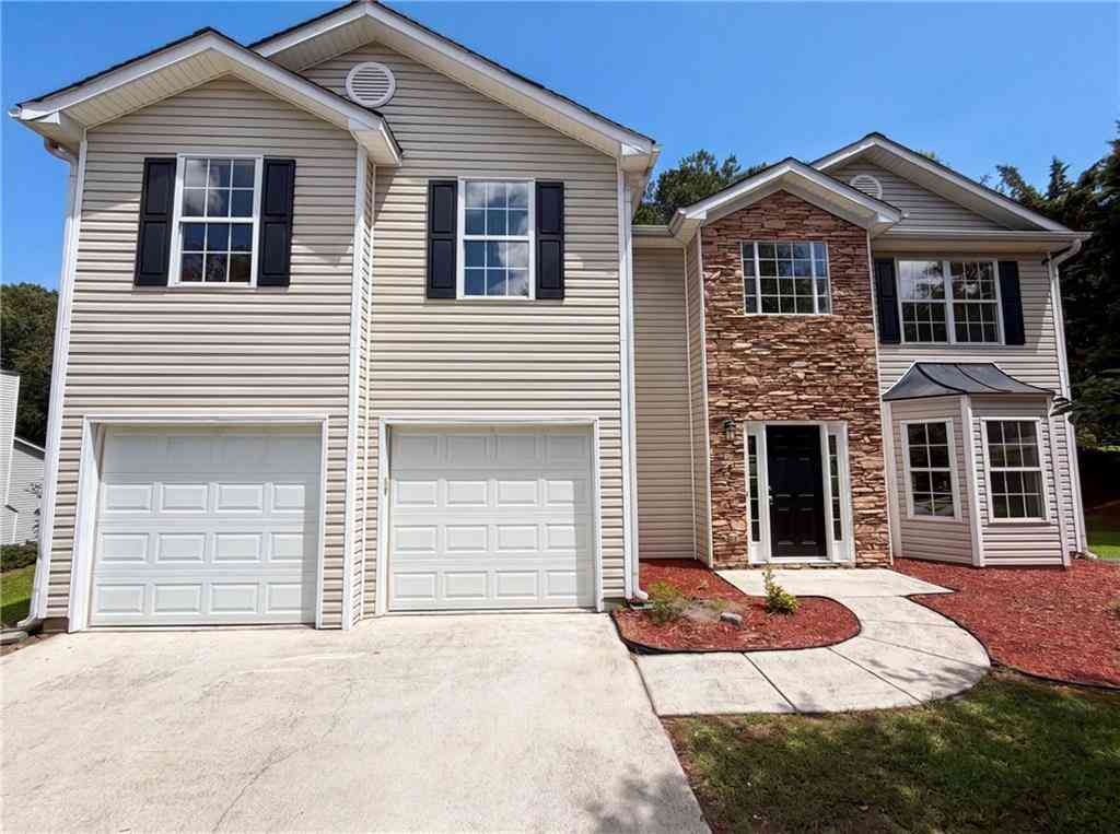 Homes For Sale - 3582 Coveside Court<br/> Loganville, GA 30052