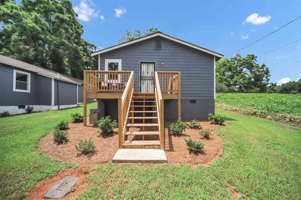 Homes For Sale - 242 Jackson Street<br/> Barnesville, GA 30204