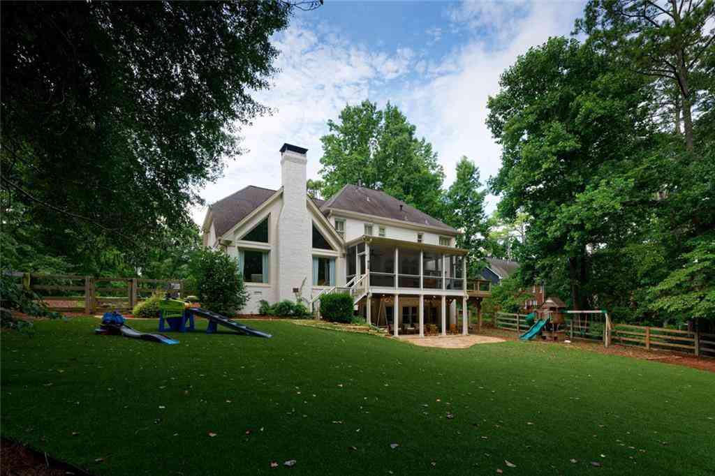 Homes For Sale - 1670 Highgrove Club Drive<br/> Milton, GA 30004