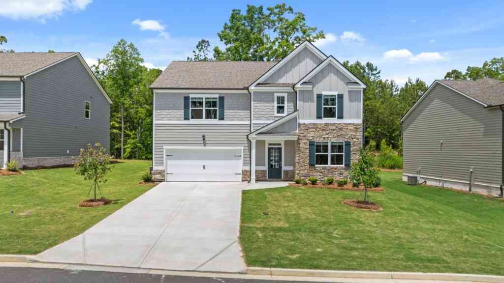 Homes For Sale - 357 Belmont Drive<br/> Cartersville, GA 30120