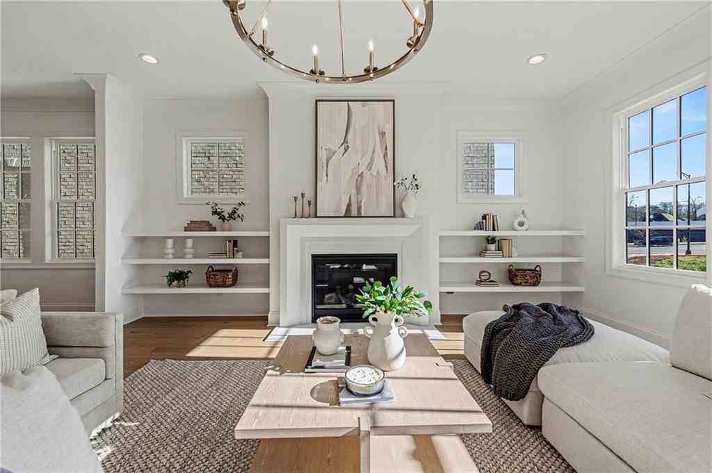 Homes For Sale - 600 Mayfair Court<br/> Alpharetta, GA 30009