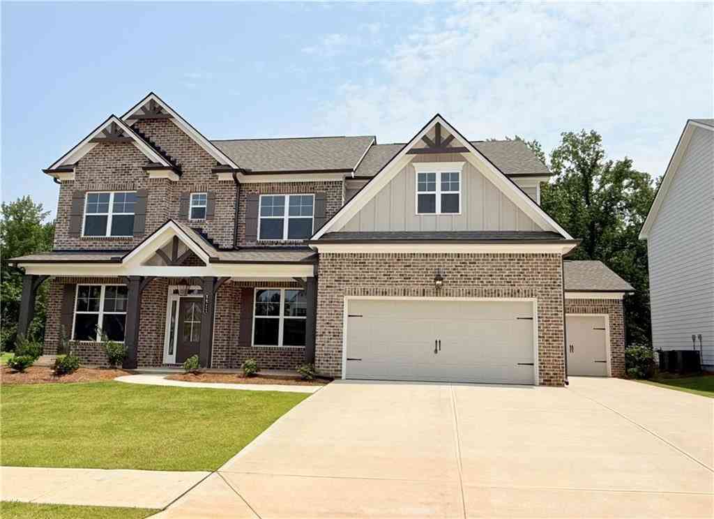 Homes For Sale - 5511 Tullis Drive<br/> Gainesville, GA 30507