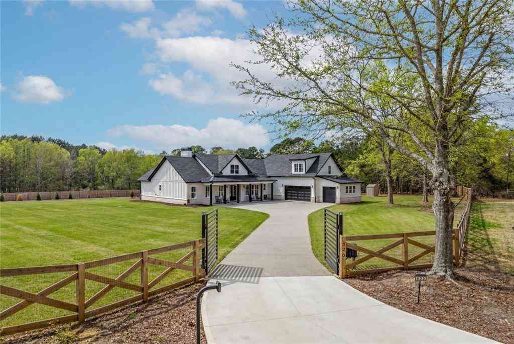 Homes For Sale - 825 Arch Tanner Road<br/> Bethlehem, GA 30620