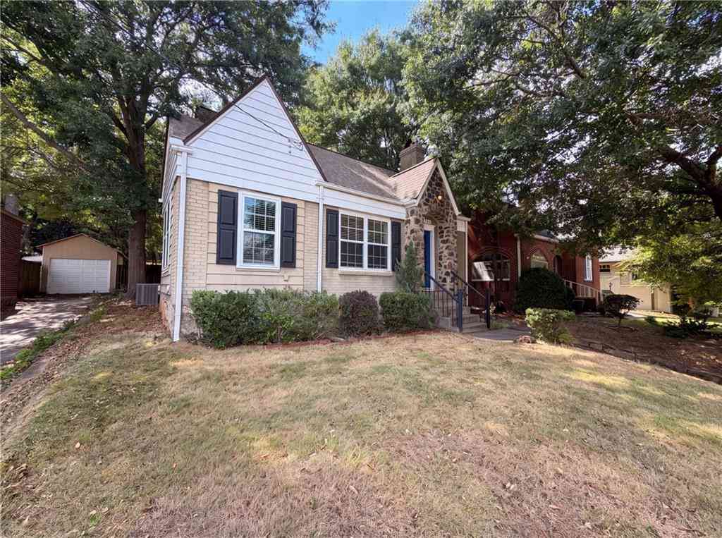 Homes For Sale - 1773 Sylvan Road<br/> Atlanta, GA 30310