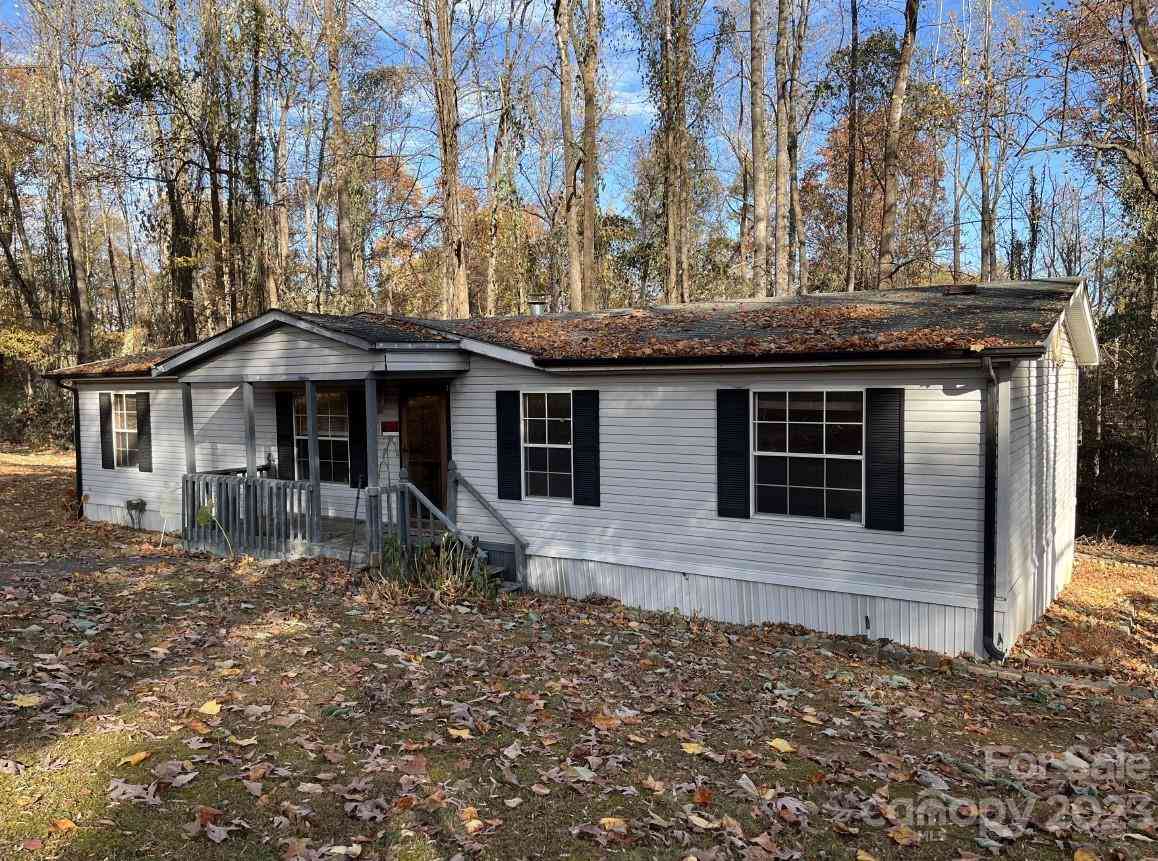 Homes For Sale - 60 Shadowwood Drive<br/> Taylorsville, NC 28681