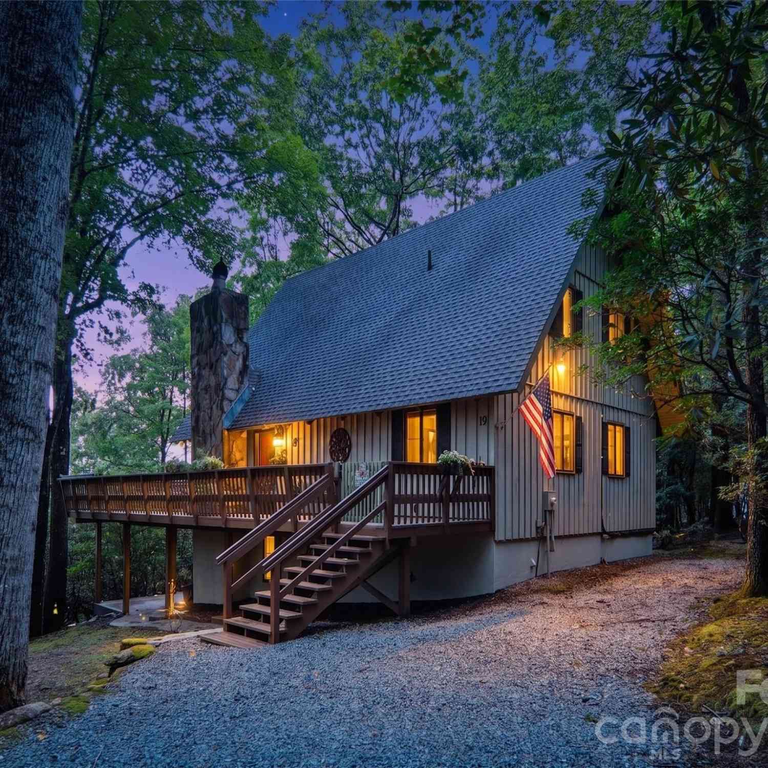 Homes For Sale - 19 High Terrain Drive<br/> Burnsville, NC 28714