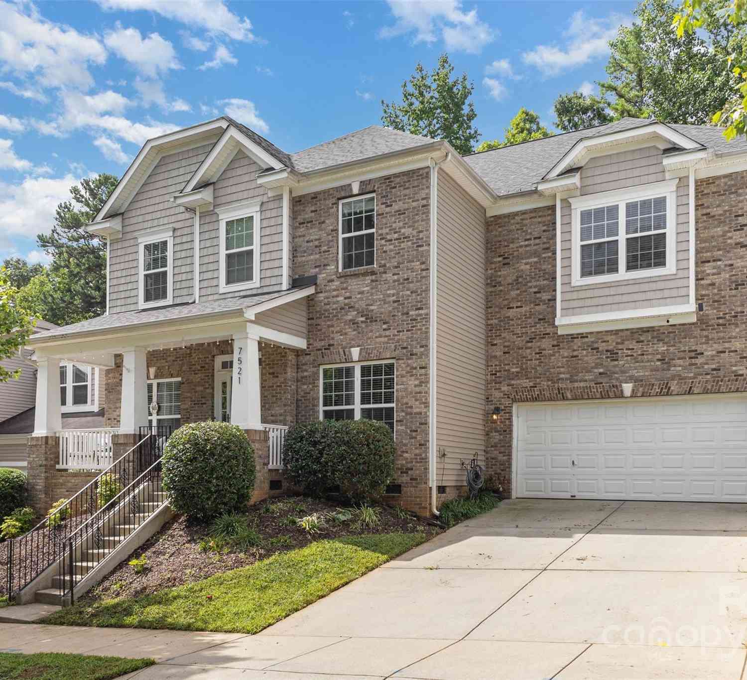 Homes For Sale - 7521 Chaddsley Drive<br/> Huntersville, NC 28078