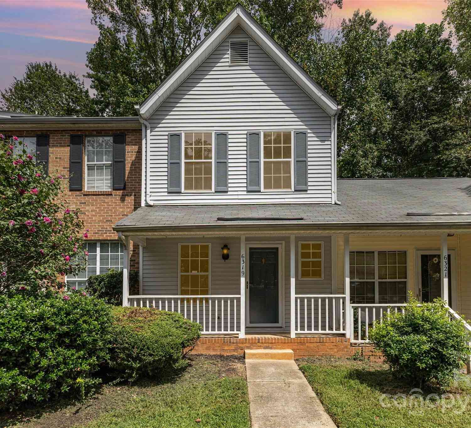 Condo For Sale - 6319 Windsor Gate Lane<br/> Charlotte, NC 28215