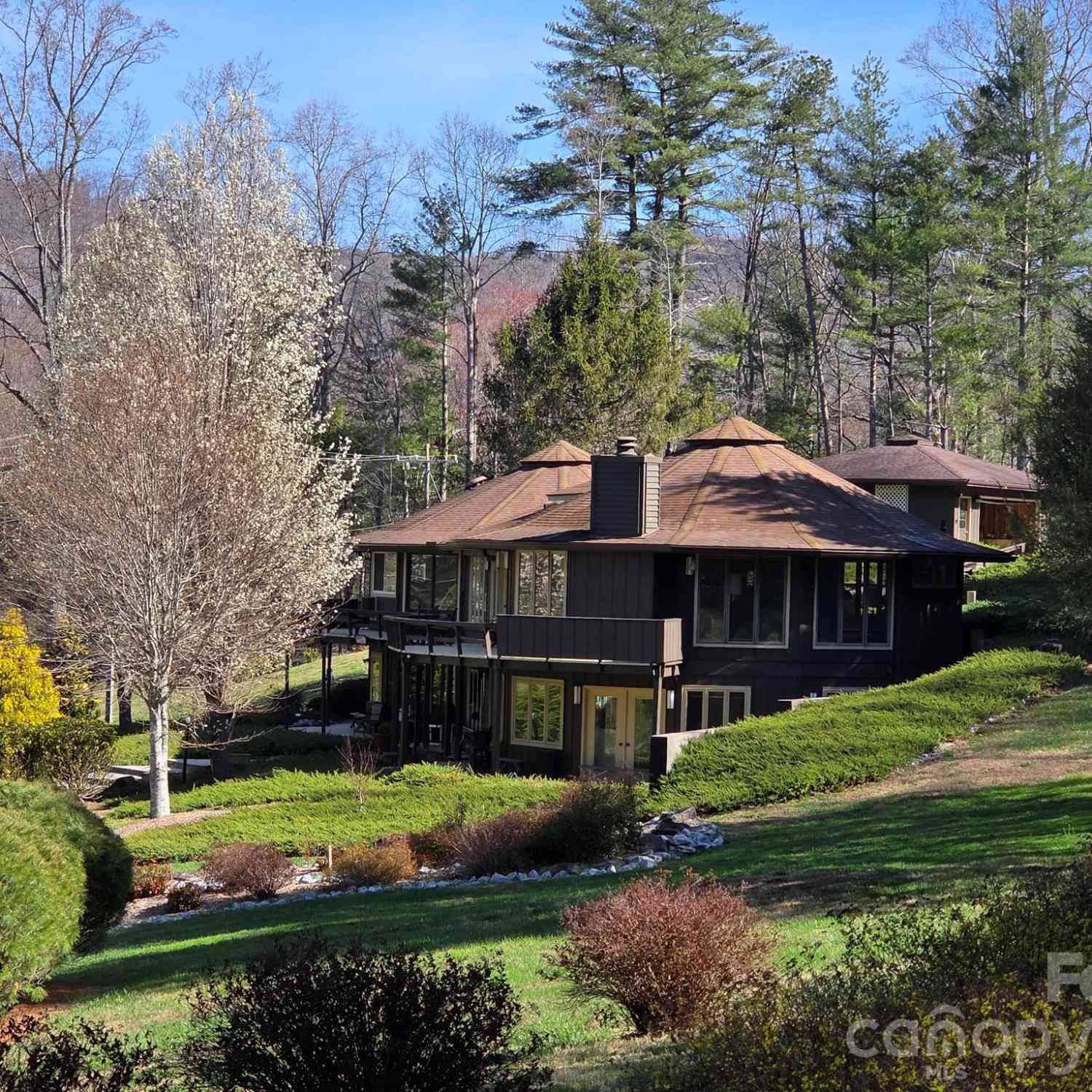 Condo For Sale - 1881 Brookside Camp Road<br/> Hendersonville, NC 28792