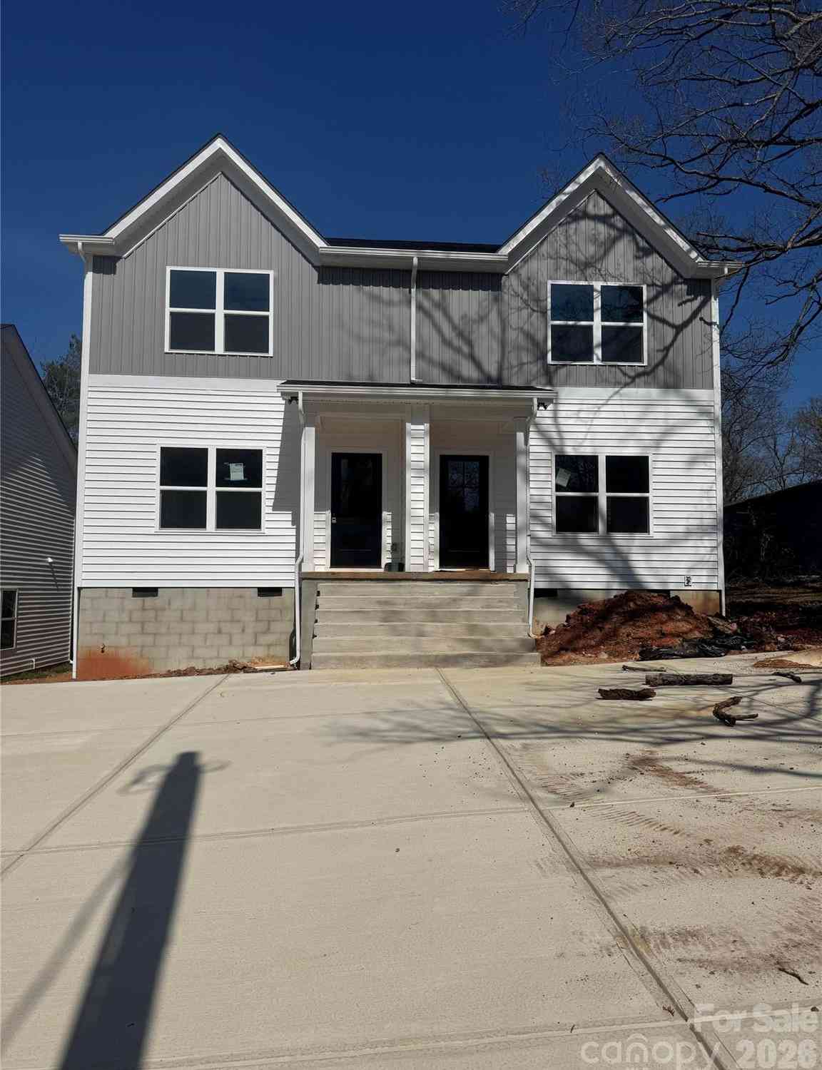 Homes For Sale - 212 N Yadkin Avenue<br/> Spencer, NC 28159