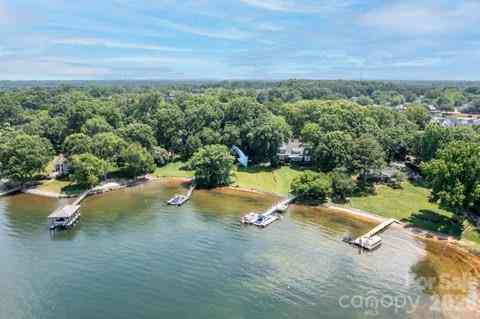 Vacant Land For Sale - 7423 Norman Island Drive<br/> Cornelius, NC 28031