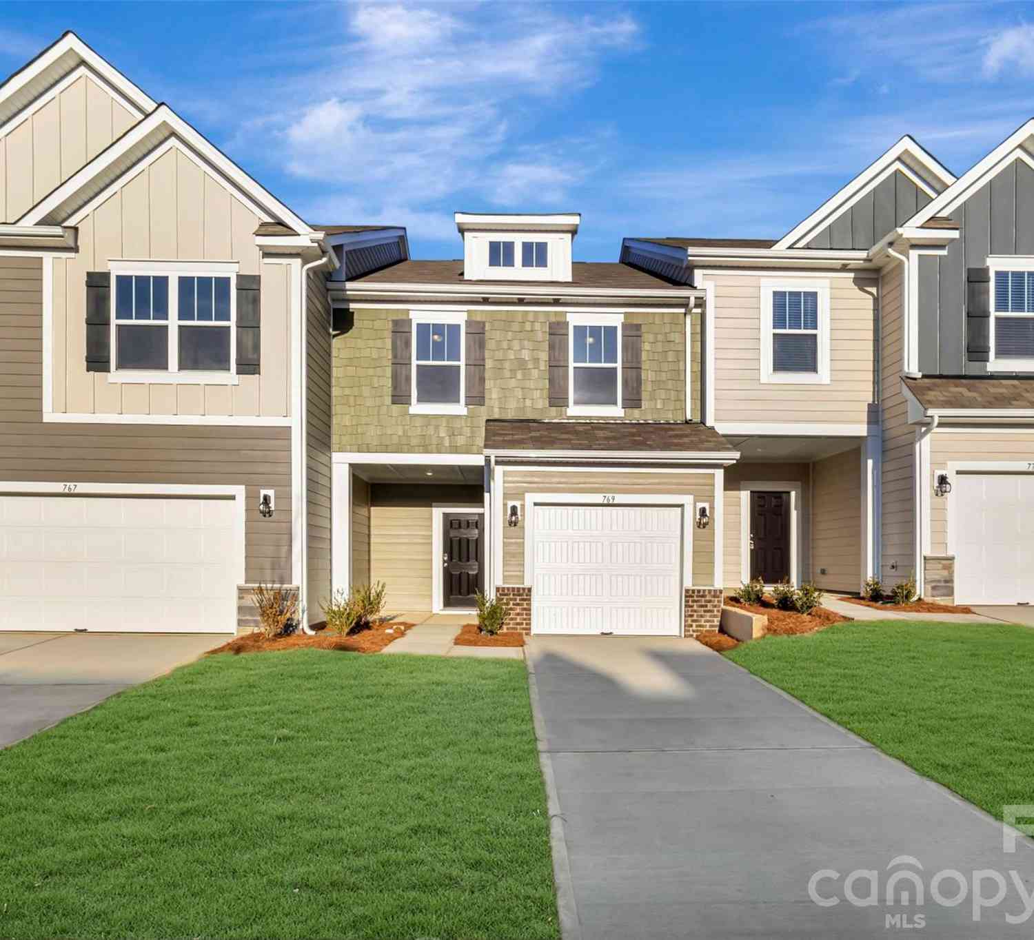 Townhouse For Sale - 816 Earhart Street<br/> Concord, NC 28027