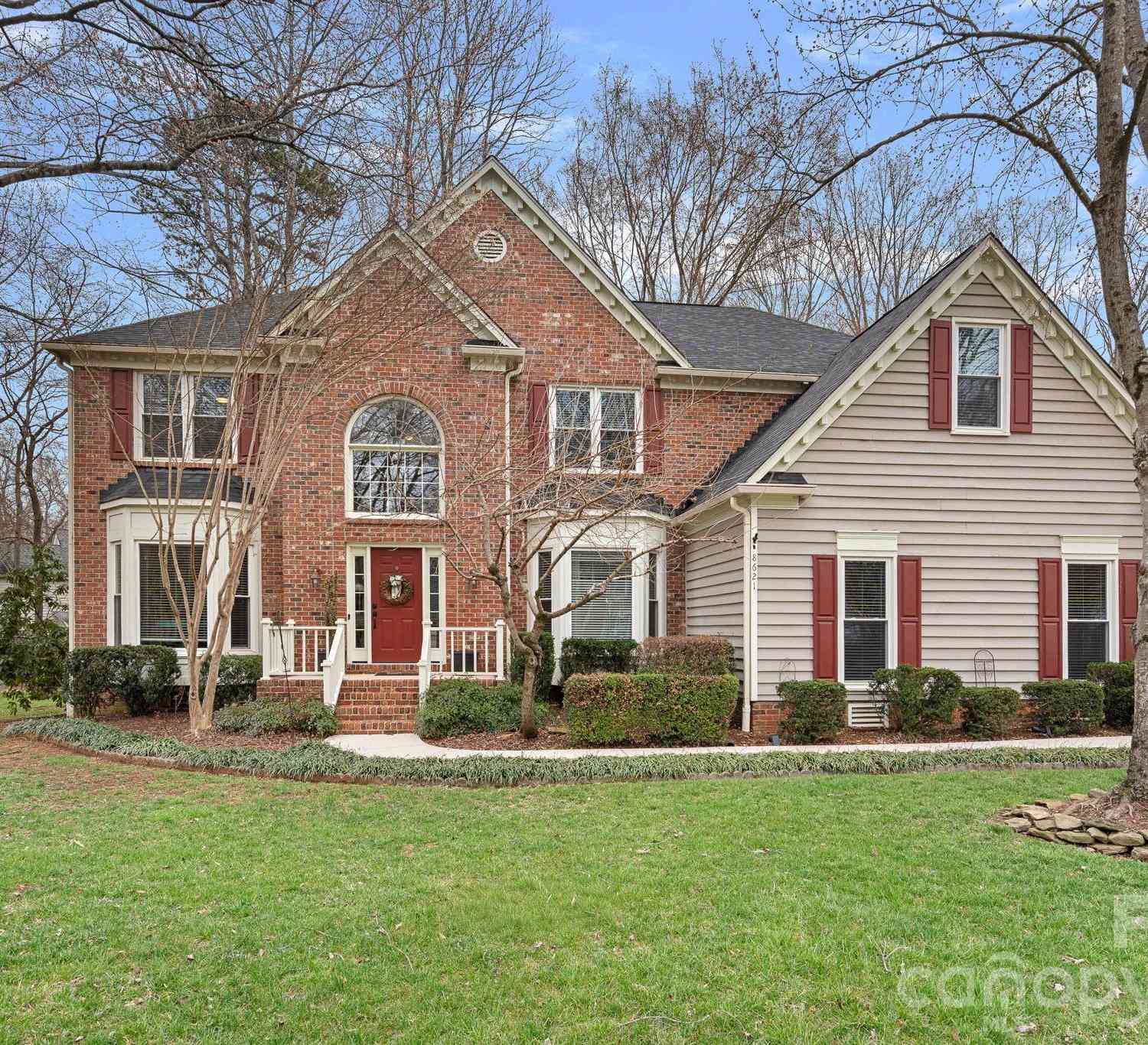 Homes For Sale - 8621 Summerfield Lane<br/> Huntersville, NC 28078