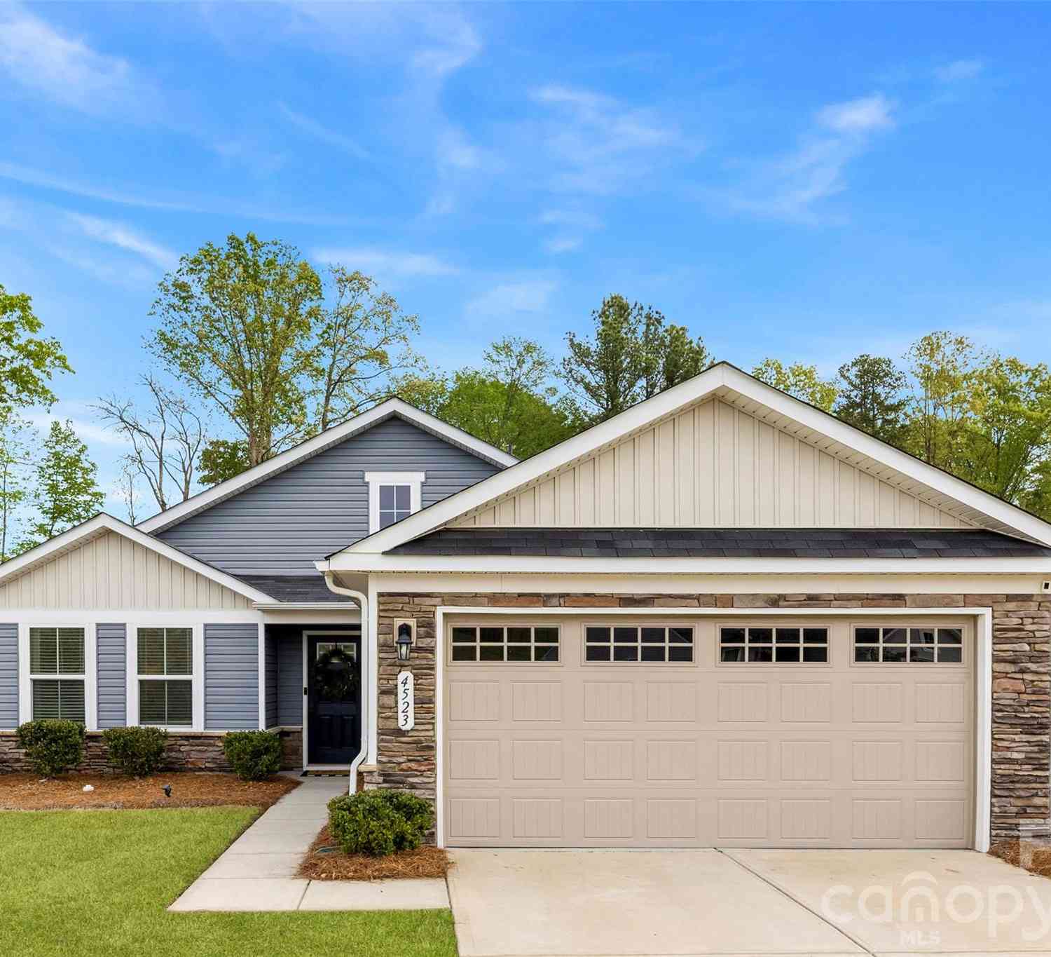 Homes For Sale - 4523 Hunton Dale Road<br/> Concord, NC 28027