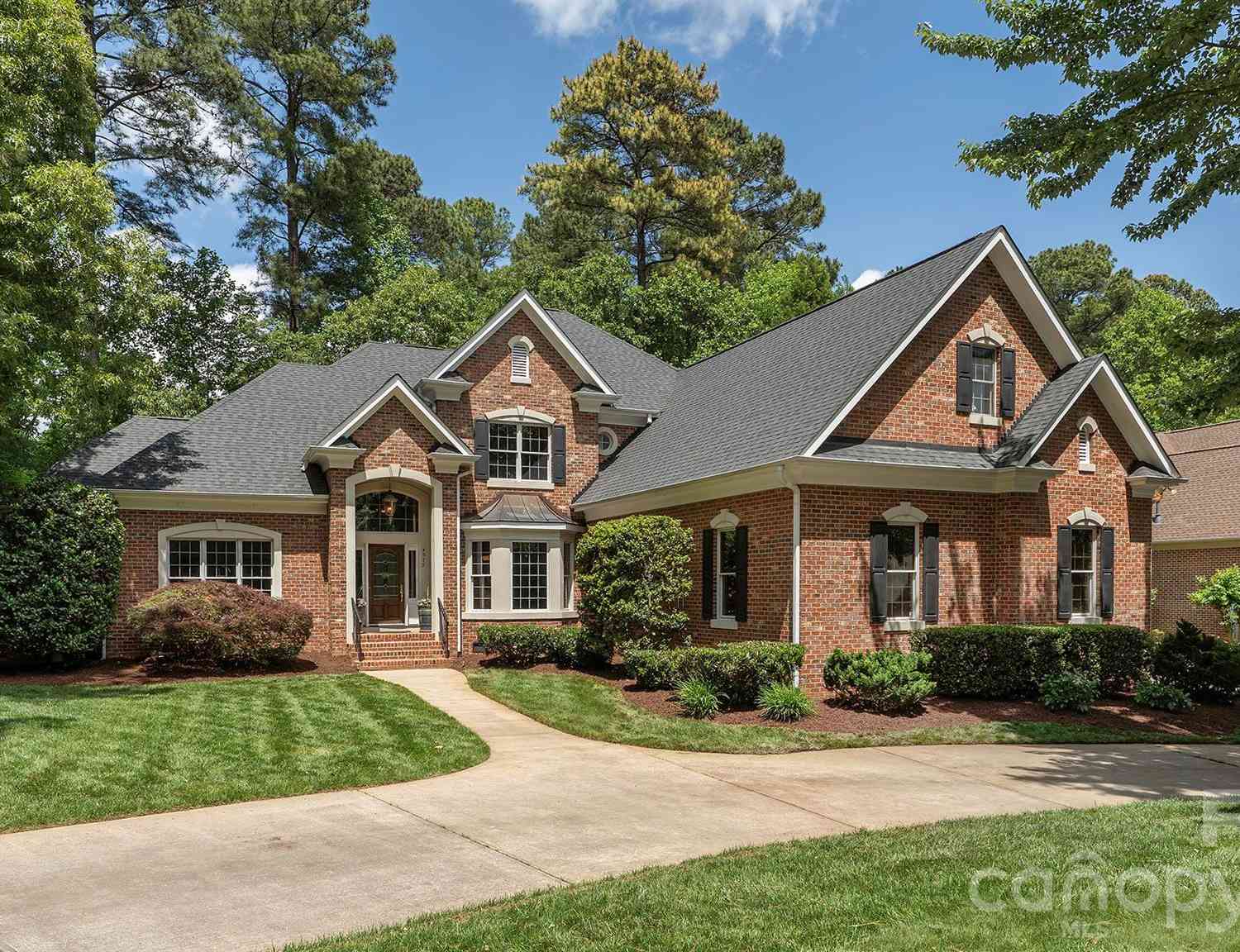 Homes For Sale - 4575 Rustling Woods Drive<br/> Denver, NC 28037