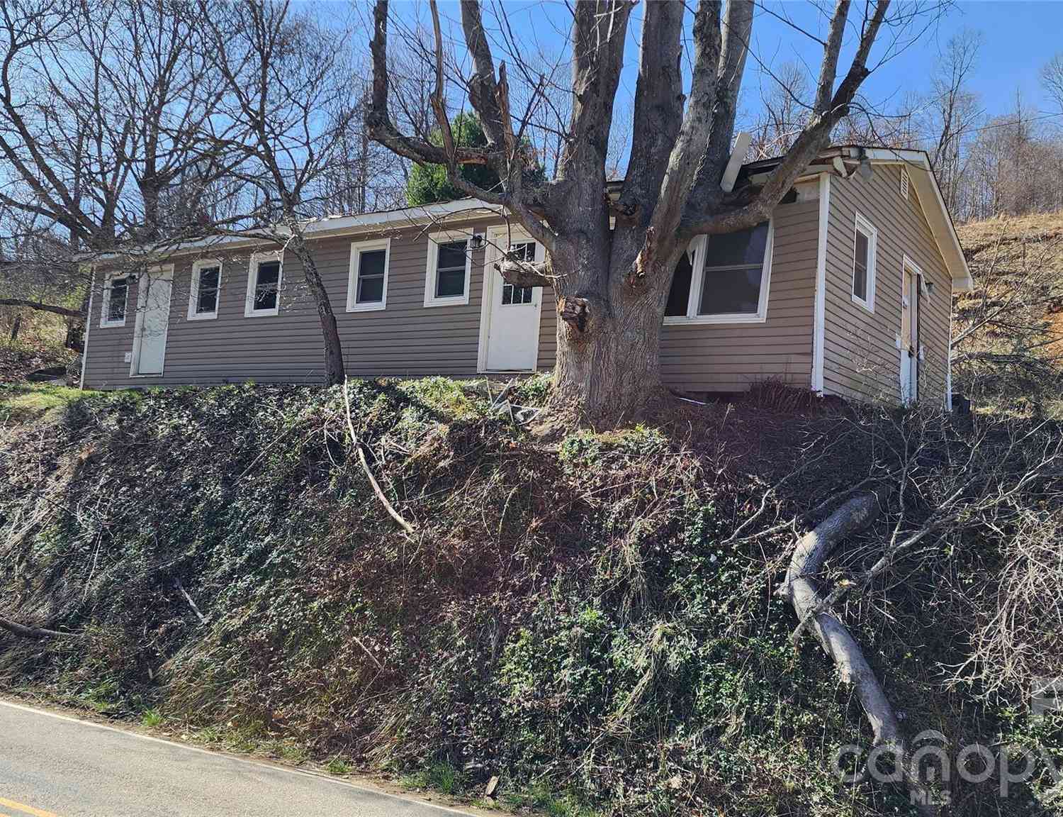 Vacant Land For Sale - 2244 E Little Horse Creek Road<br/> Lansing, NC 28643