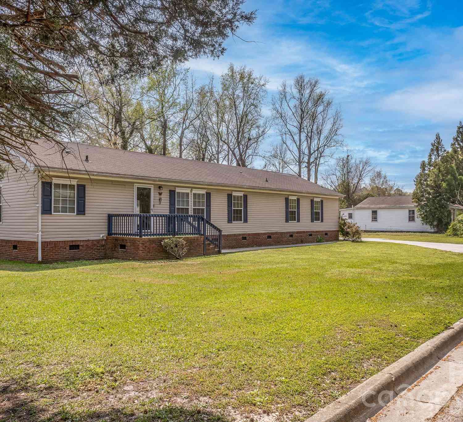 Homes For Sale - 210 Pierce Street #4<br/> Warsaw, NC 28398