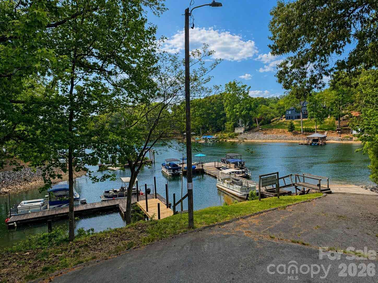 Homes For Sale - 125 Mimosa Road<br/> Statesville, NC 28677