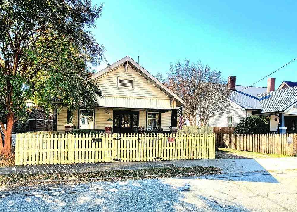 Homes For Sale - 109 Ridge Avenue<br/> Salisbury, NC 28144