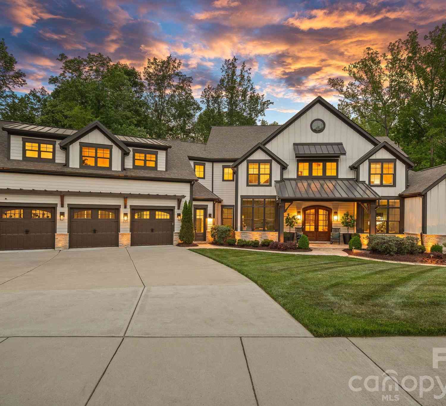 Homes For Sale - 17416 Gillican Overlook Road<br/> Davidson, NC 28036