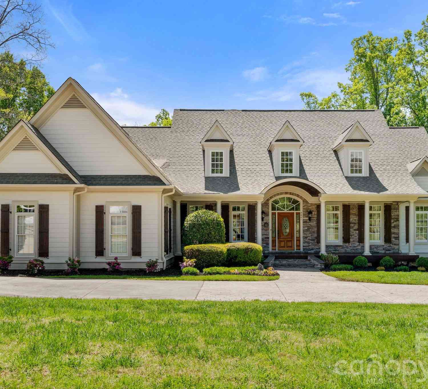 Homes For Sale - 7601 Crossing Ridge Drive<br/> Belews Creek, NC 27009