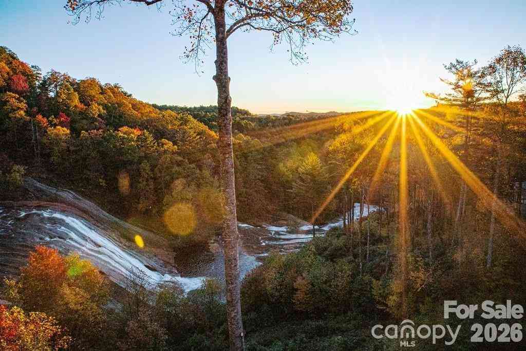 Condo For Sale - 78 Upper Tanglewood Road #6<br/> Transylvania County, Lake Toxaway, NC 28747