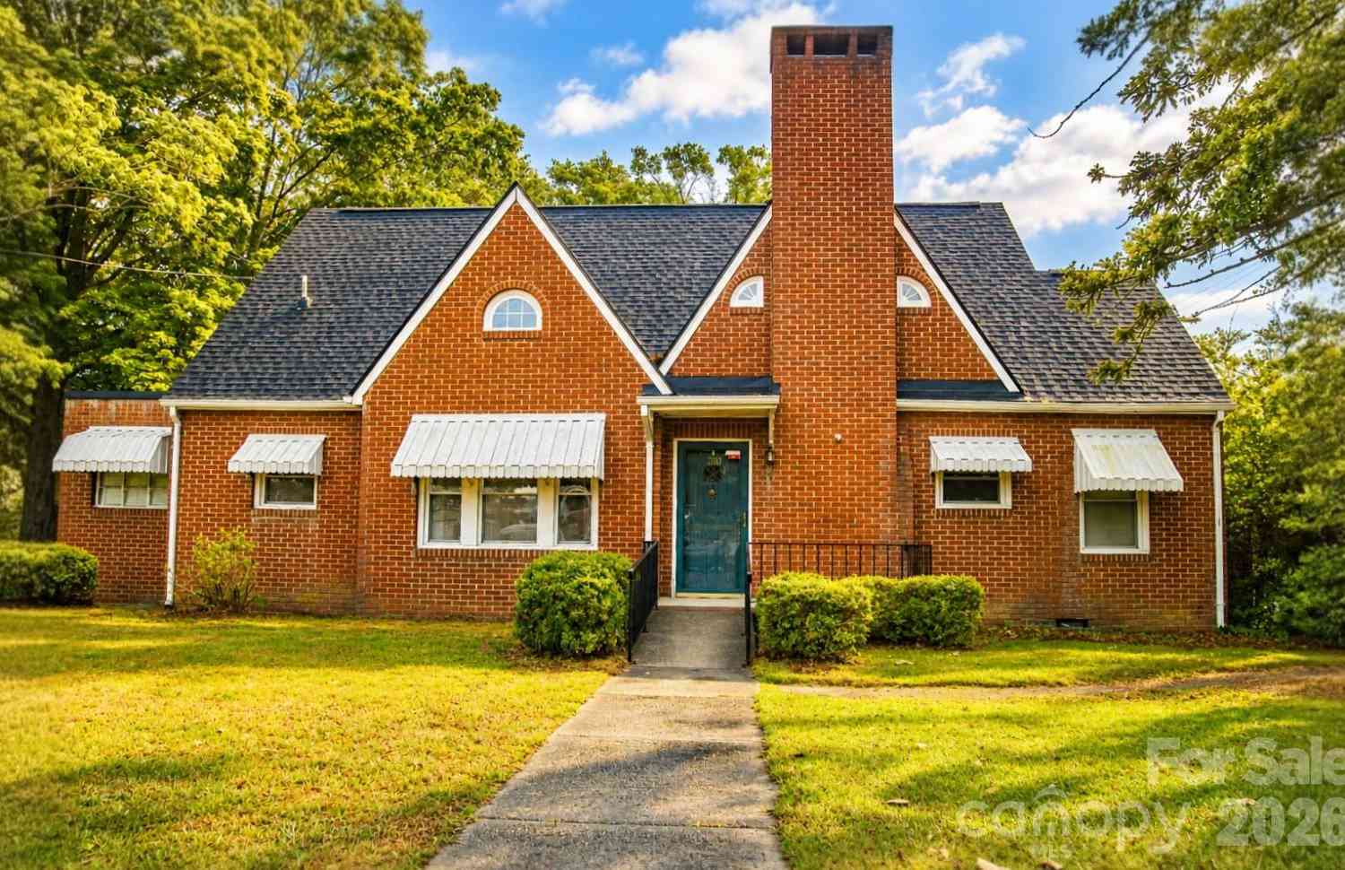 Homes For Sale - 200 N Main Street<br/> Candor, NC 27229