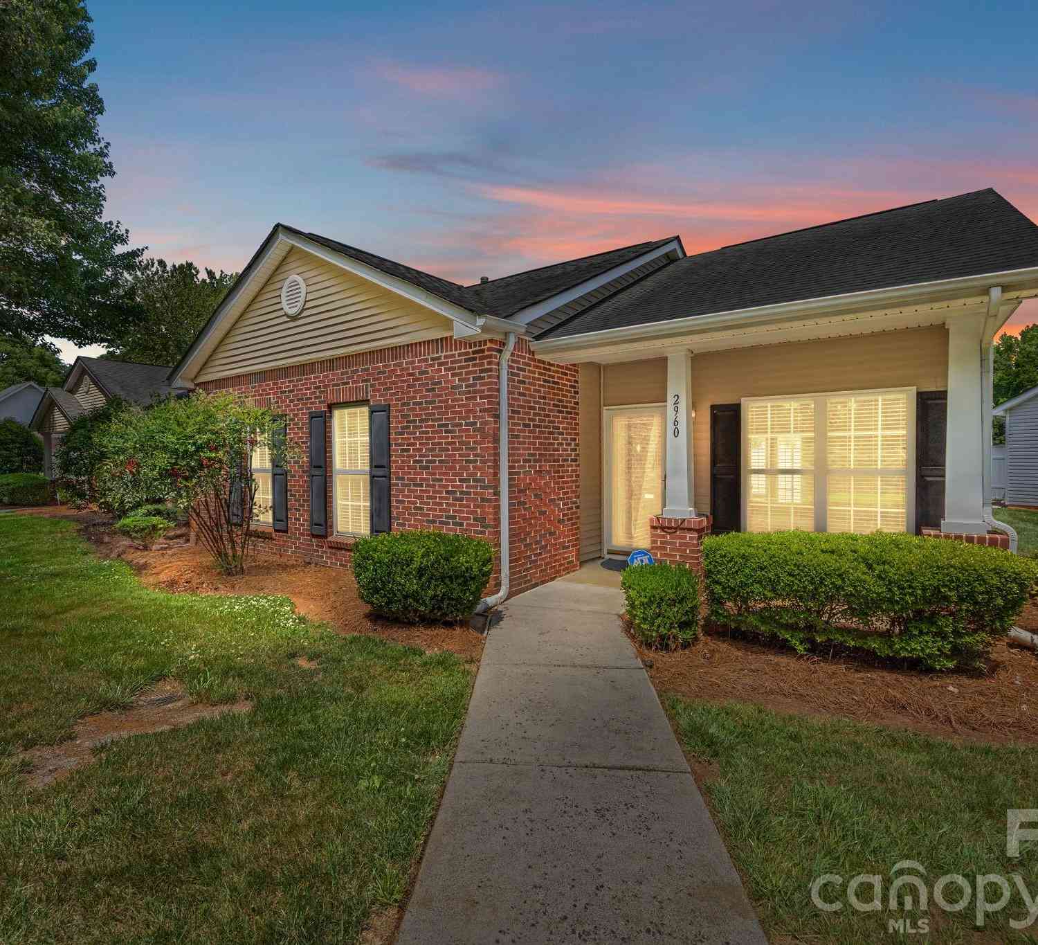 Condo For Sale - 2960 Zion Renaissance Lane<br/> Charlotte, NC 28269