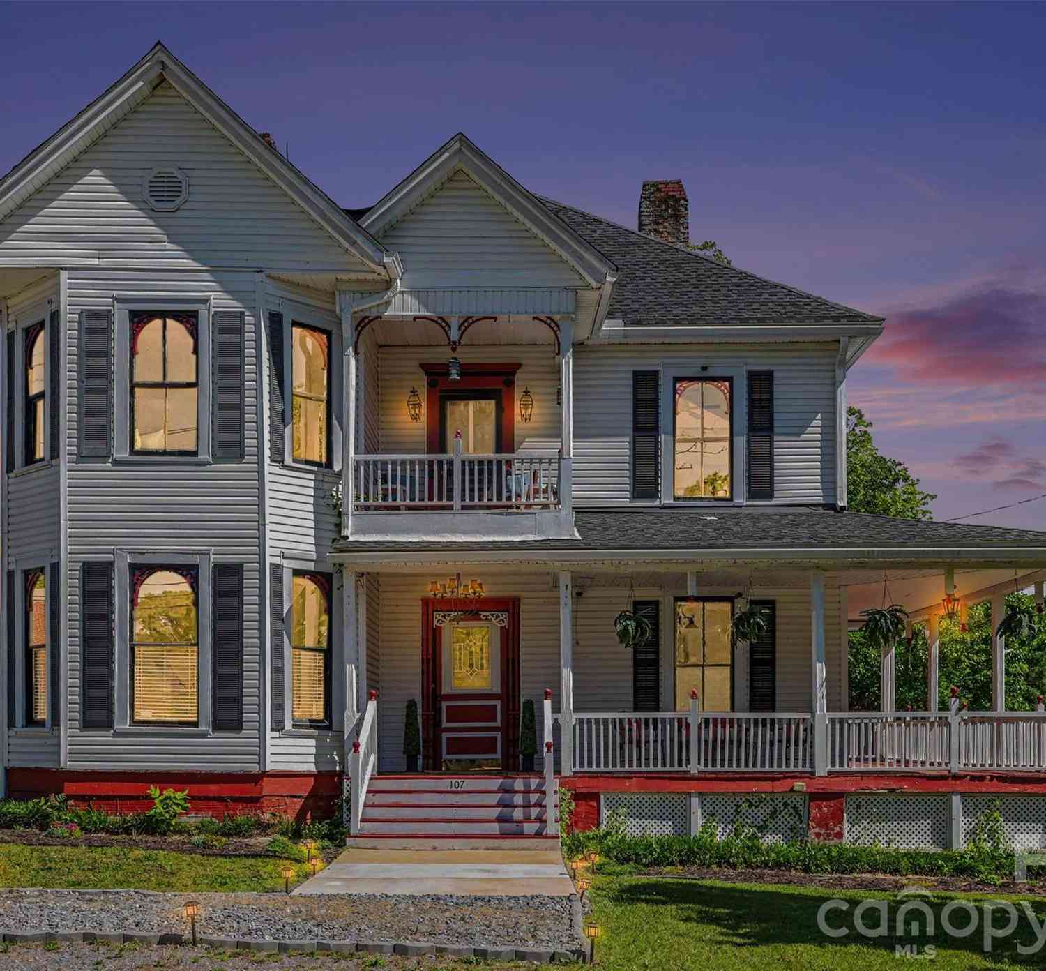 Homes For Sale - 107 Hinton Street<br/> Chesterfield, SC 29706