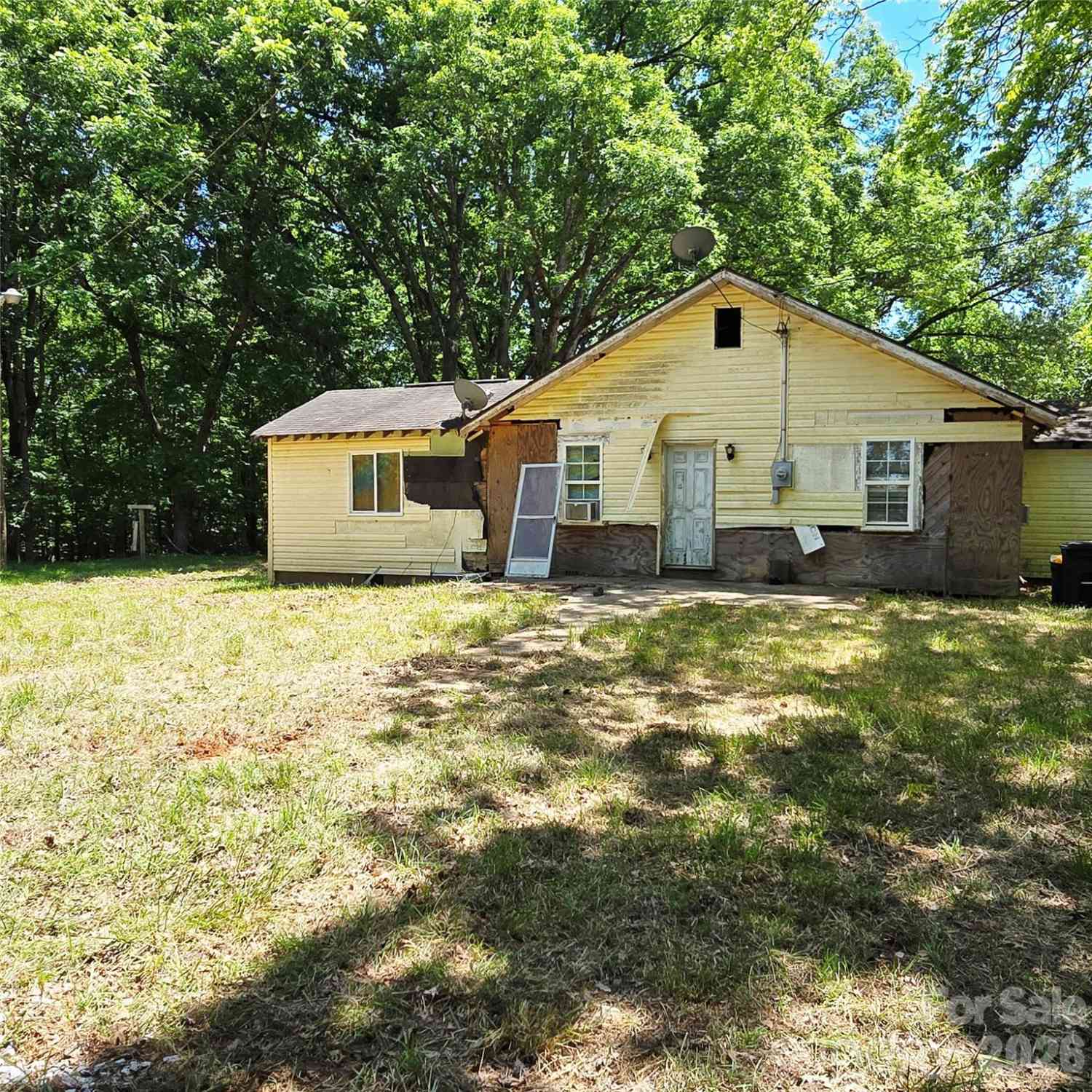 Homes For Sale - 887 Okeewemee-star Road<br/> Star, NC 27356