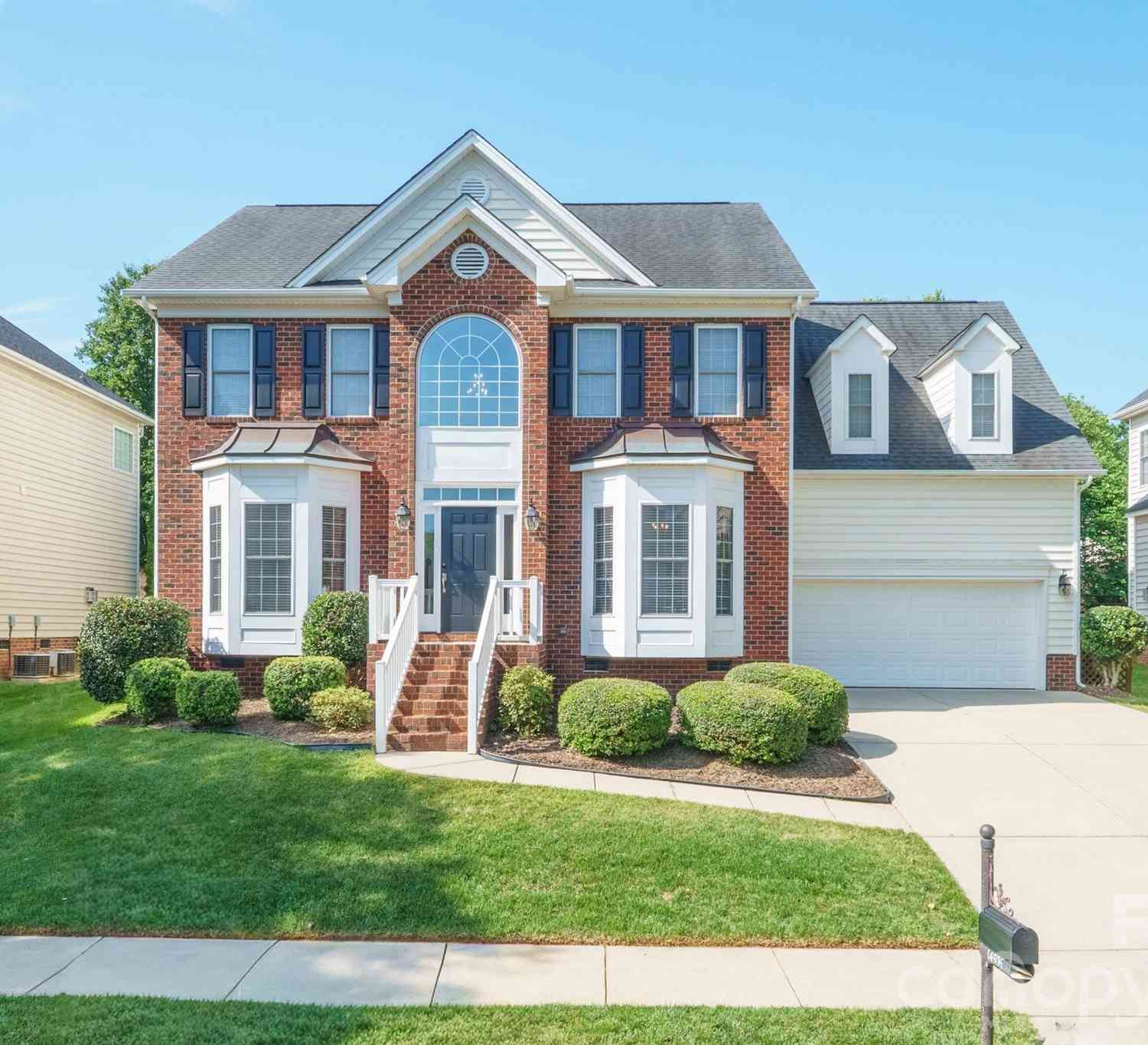 Homes For Sale - 14506 Harvington Drive<br/> Huntersville, NC 28078
