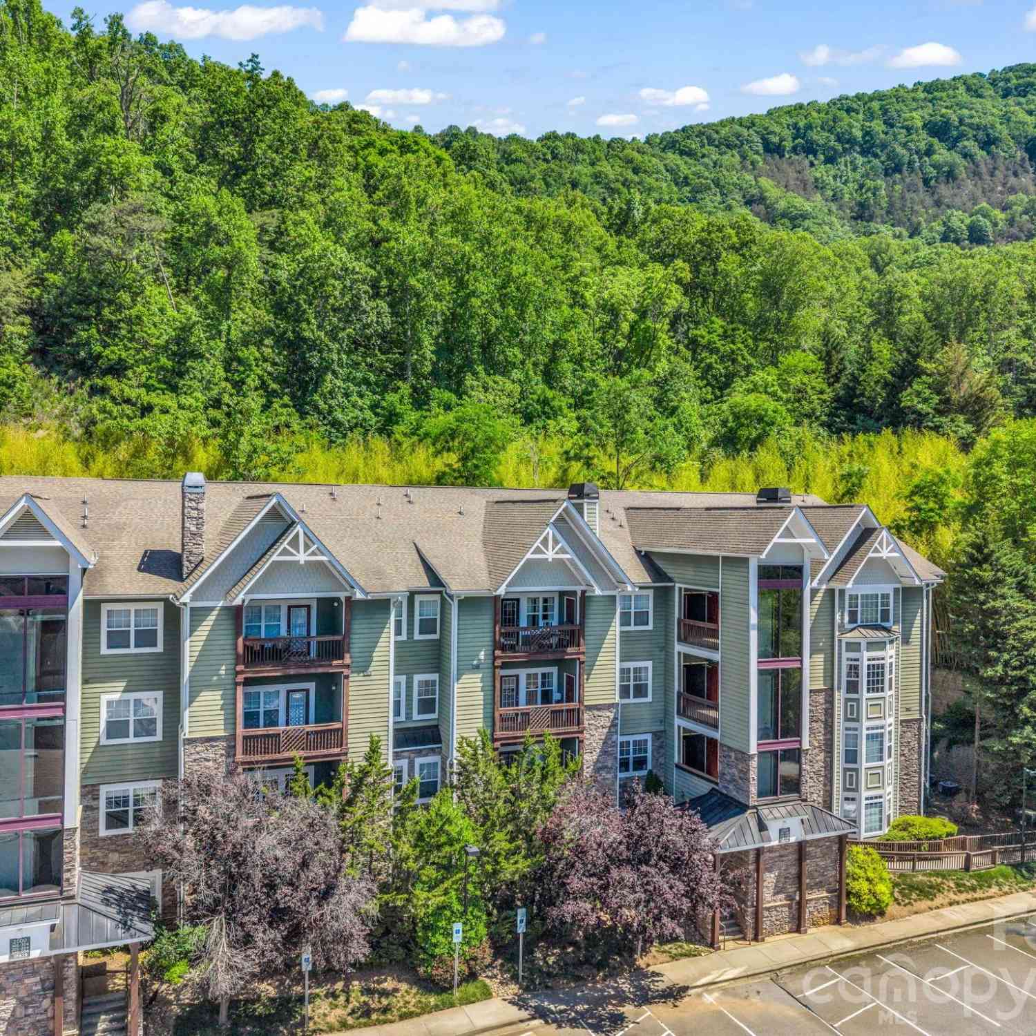 Condo For Sale - 2000 Olde Eastwood Village Boulevard #3B<br/> Buncombe County, Asheville, NC 28803