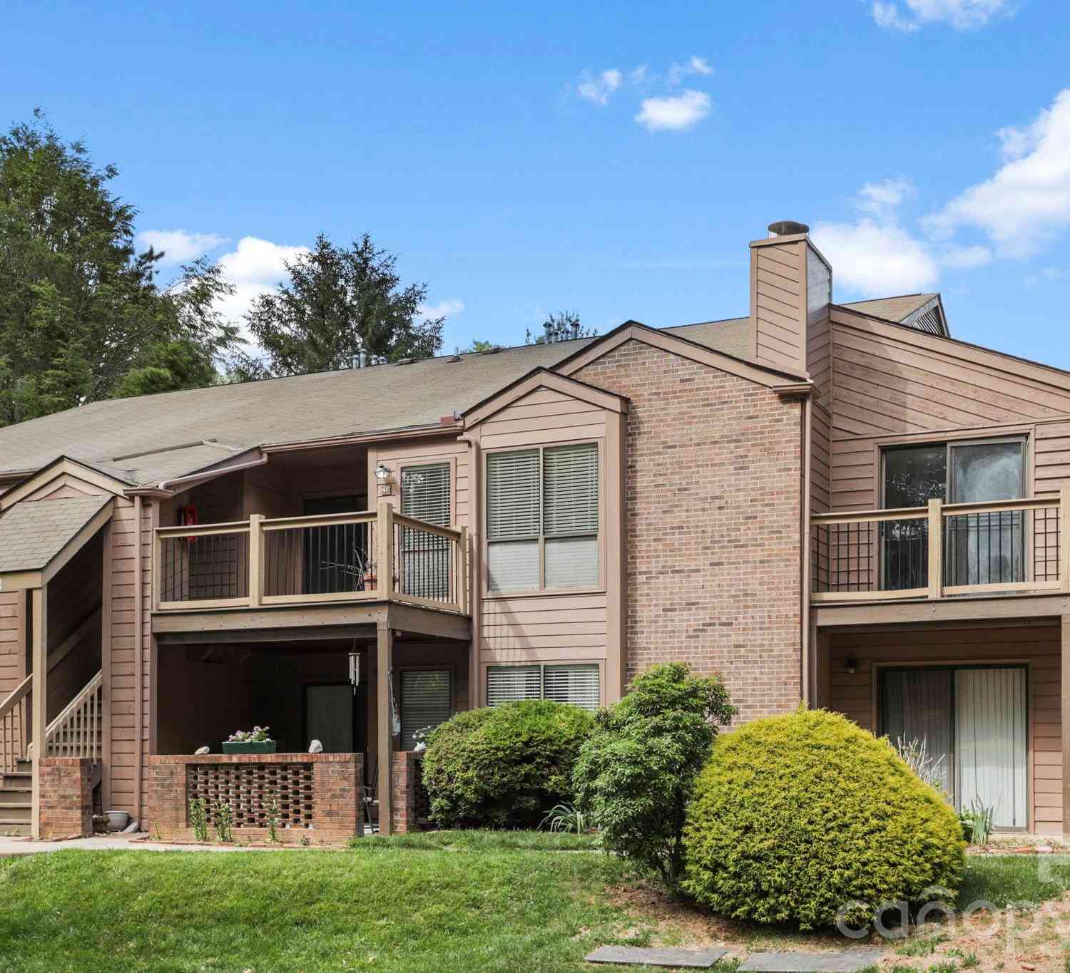 Condo For Sale - 48 Ravencroft Lane #F48<br/> Buncombe County, Asheville, NC 28803