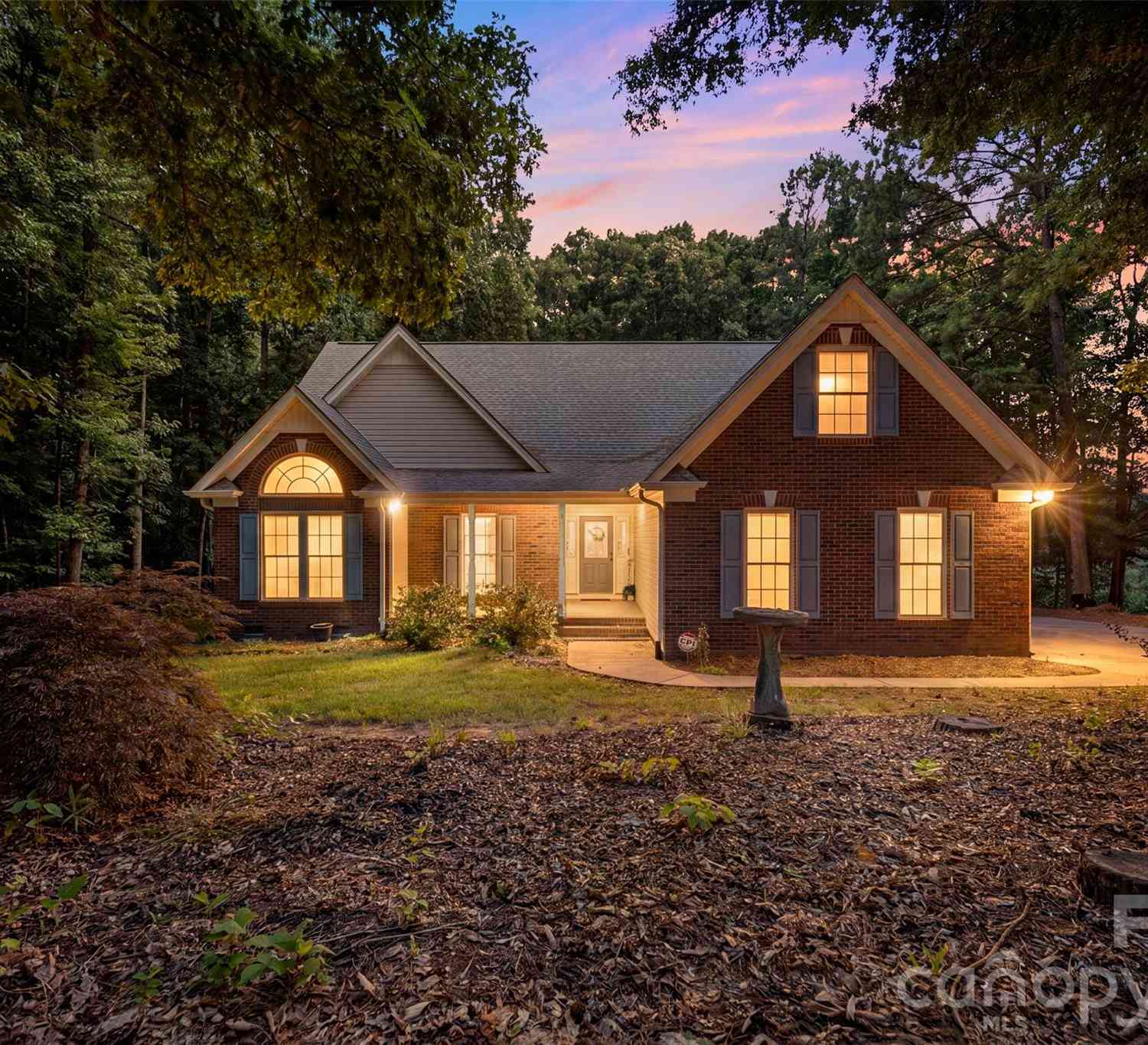 Homes For Sale - 312 Tradewinds Lane<br/> New York, SC 29745
