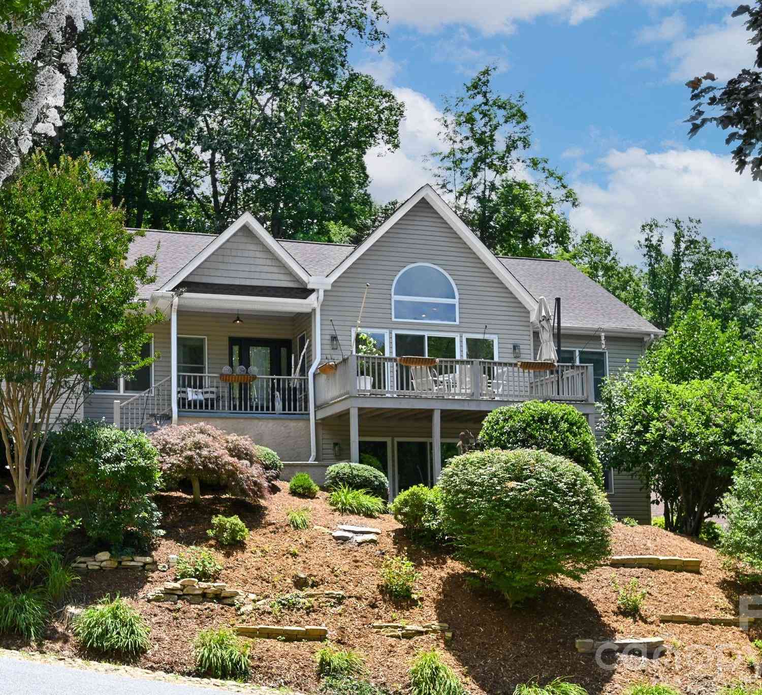 Homes For Sale - 77 Carriage West Drive<br/> Hendersonville, NC 28791